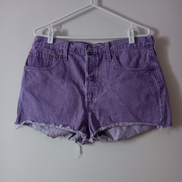 LEVI'S 501 Lavender Purple Premium Fresh High Waisted Shorts 32 - Picture 3 of 8